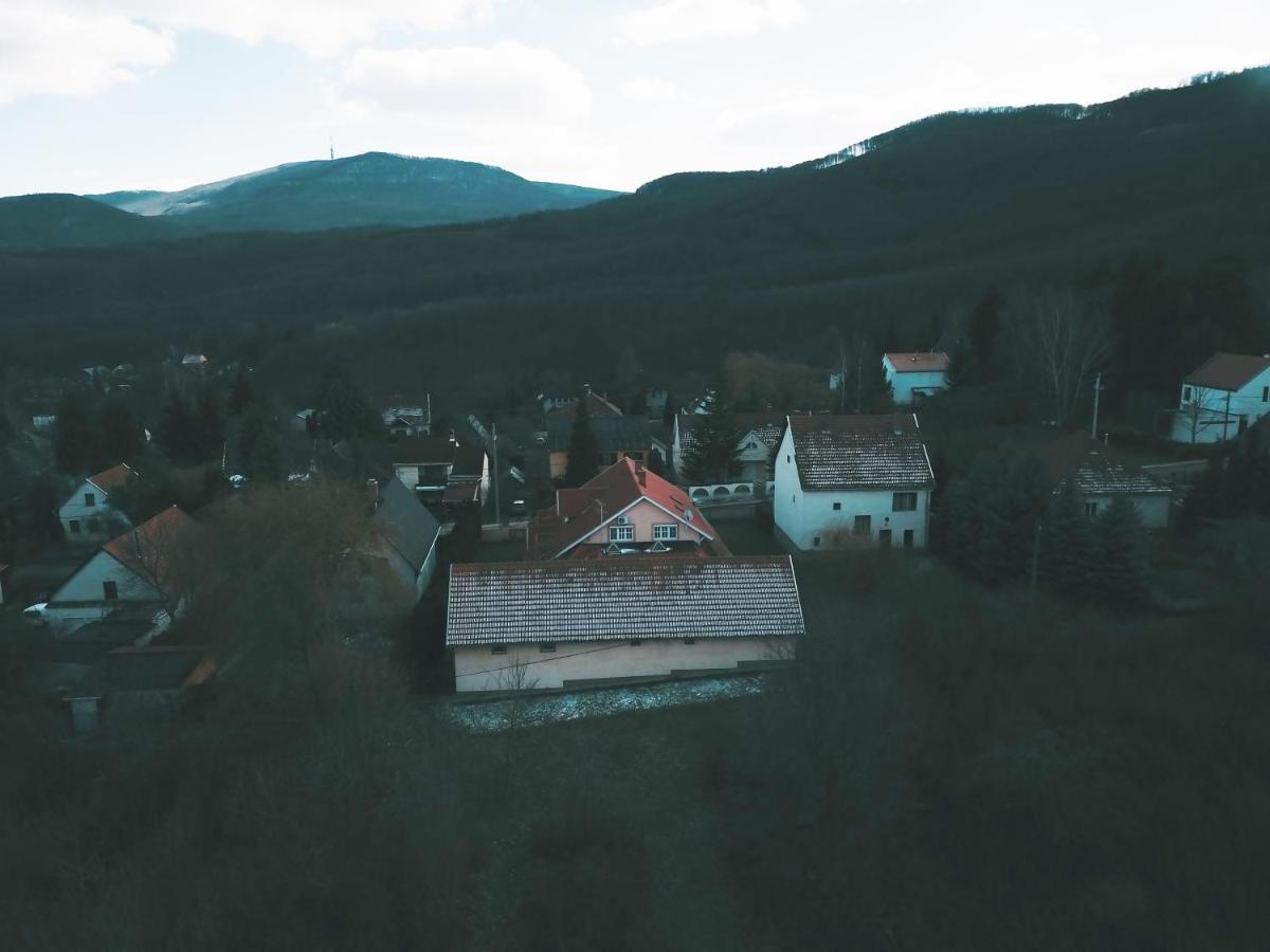 Matra Wellness Vendeghaz 호텔 Parádsasvár 외부 사진