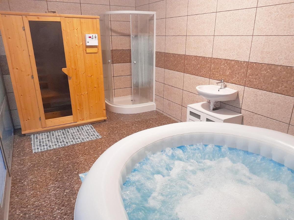 Matra Wellness Vendeghaz 호텔 Parádsasvár 외부 사진